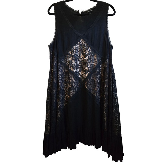 torrid Dresses & Skirts - Torrid Whimsygoth Black Crinkle Gauze Lace Trapeze Dress Sleeveless Size 1, L/XL